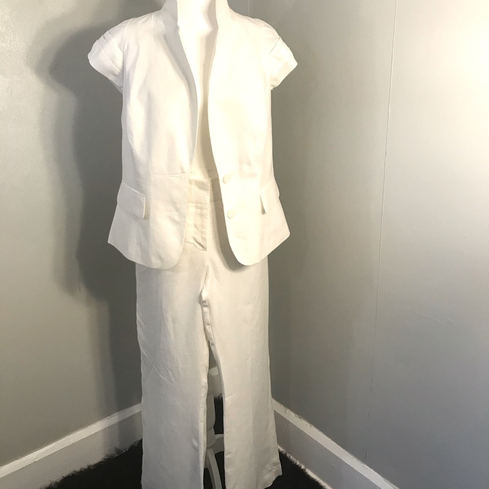 Pants suite